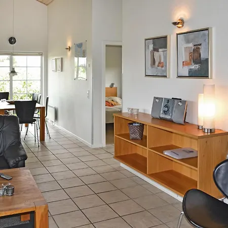 3 Bedroom In *