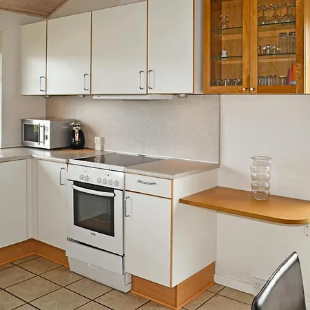 Ferienhaus 4 Bedroom Lovely In Norre Nebel *