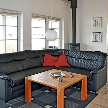 4 Bedroom Lovely In Norre Nebel Ferienhaus